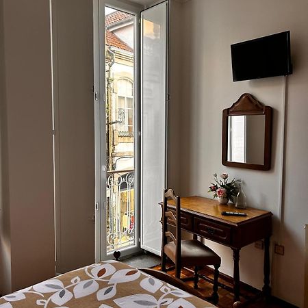 Residencial Real - Antiga Rosas Bed & Breakfast Vila Real Dış mekan fotoğraf