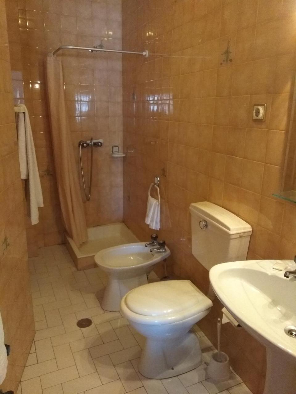 Residencial Real - Antiga Rosas Bed & Breakfast Vila Real Dış mekan fotoğraf